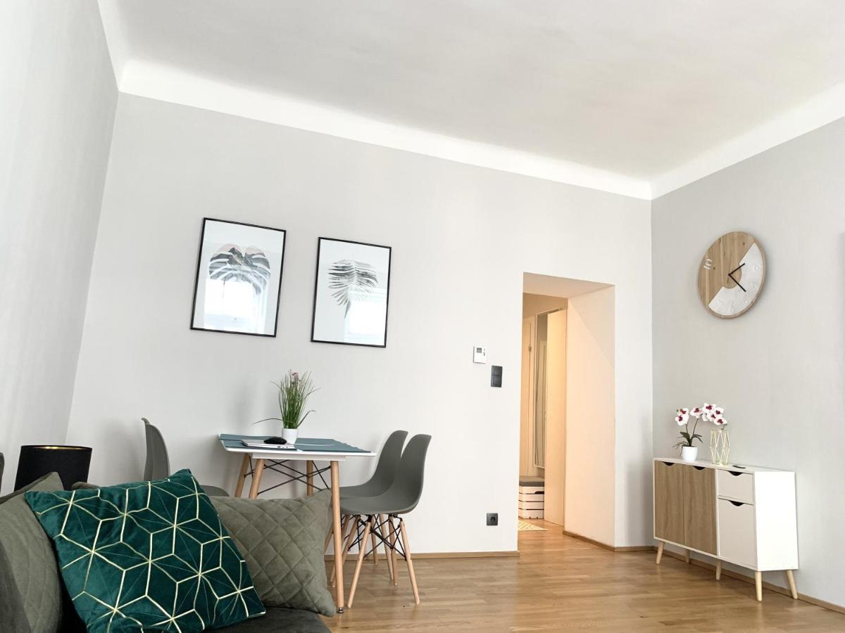 Premium Apartment Am Einsiedlerpark Vienna Exterior photo